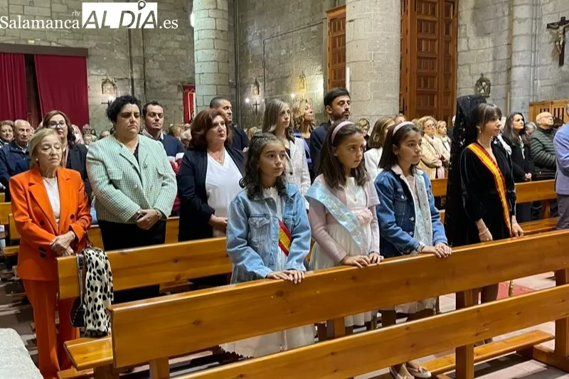 La festividad del patròn de Peñaranda, San Miguel Arcángel, se celebra a pesar de la lluvia 
