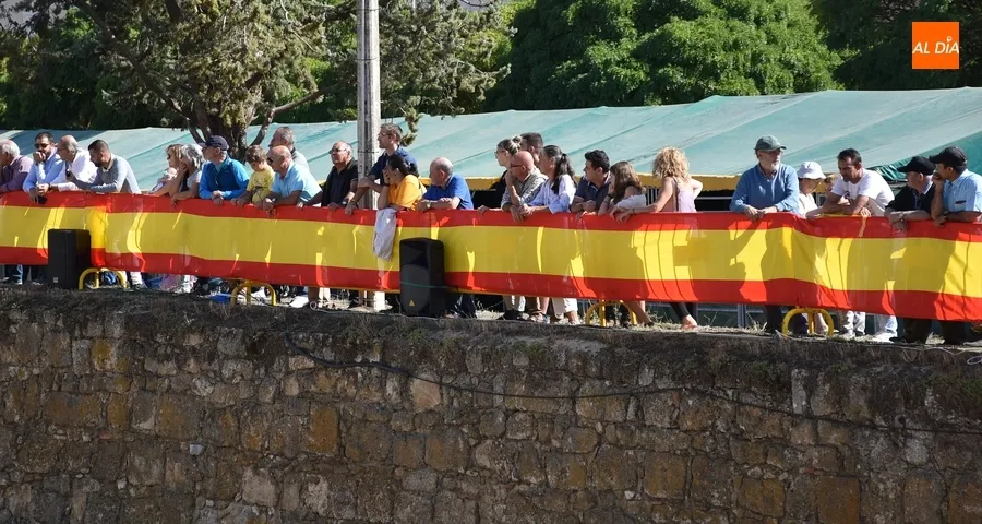 Foto 11 - Notable participaci&oacute;n en las cl&aacute;sicas rutas a caballo de la Feria