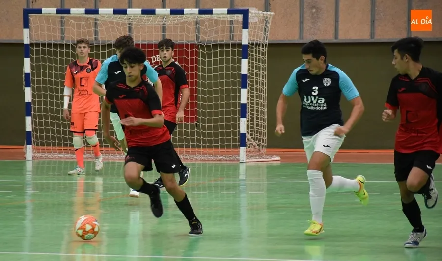 Foto 6 - Tierno Galv&aacute;n impone su superioridad ante un m&aacute;s que combativo III Juvenil
