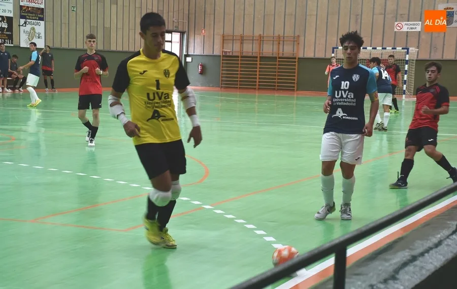 Foto 9 - Tierno Galv&aacute;n impone su superioridad ante un m&aacute;s que combativo III Juvenil
