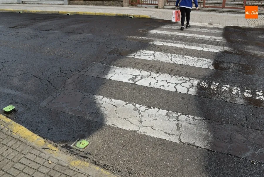 Foto 8 - En marcha el reasfaltado de la Avenida Conde de Fox&aacute;