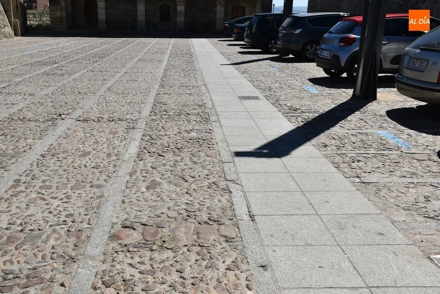 Foto 2 - El paseo peatonal del Registro doblar&aacute; su anchura a la par que se sustituye la general del agua