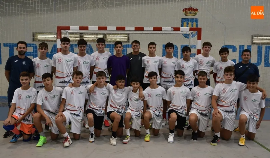 Foto 2 - Empieza a entrenar el bloque Cadete del III Columnas, que competir&aacute; en Regional y Provincial