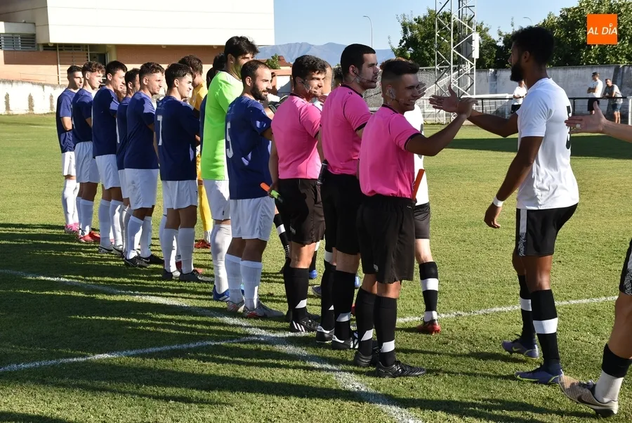 Foto 2 - El Ciudad Rodrigo encaja una enga&ntilde;osa manita ante el Salamanca CF UDS tras 70&rsquo; de igualdad