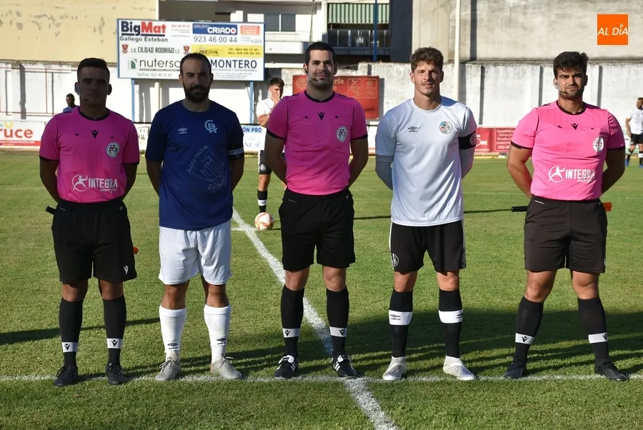 Foto 6 - El Ciudad Rodrigo encaja una enga&ntilde;osa manita ante el Salamanca CF UDS tras 70&rsquo; de igualdad