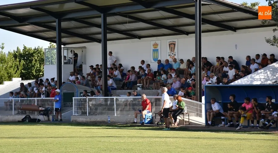 Foto 7 - El Ciudad Rodrigo encaja una enga&ntilde;osa manita ante el Salamanca CF UDS tras 70&rsquo; de igualdad