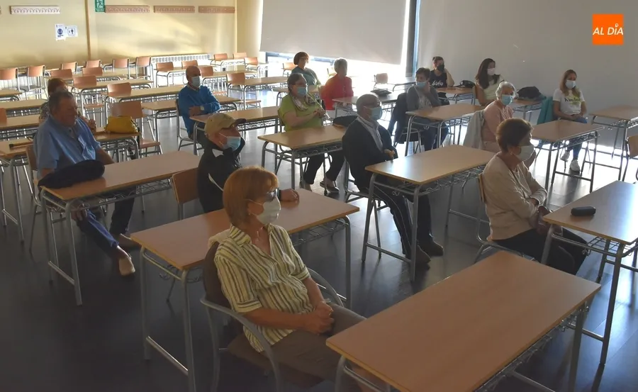 Foto 5 - AFAD inicia con un cinef&oacute;rum sus actos por el D&iacute;a Mundial del Alzheimer