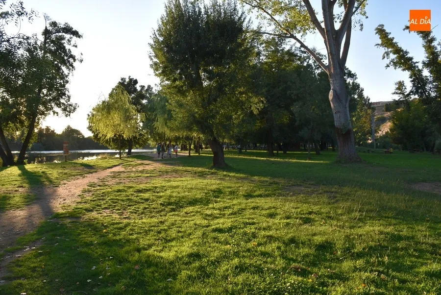 Foto 3 - El verano toca a su fin con el mayor caudal del &Aacute;gueda en m&aacute;s de a&ntilde;o y medio