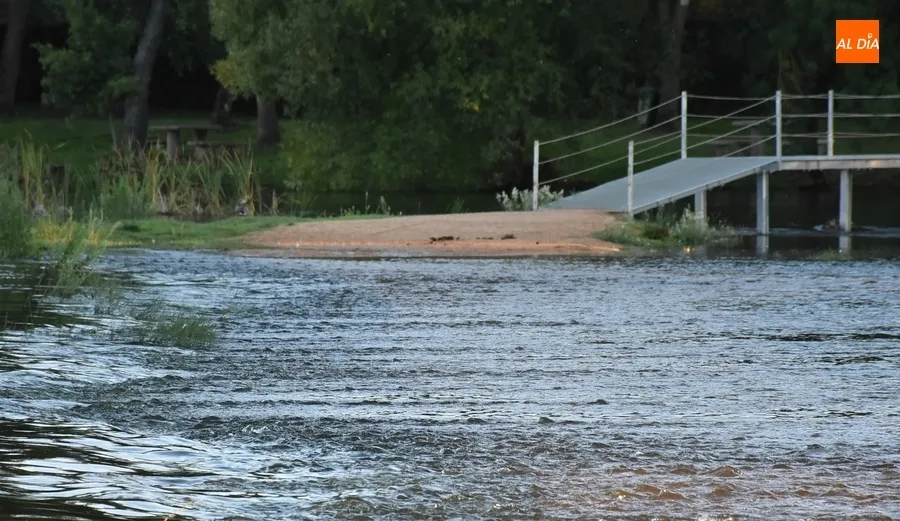 Foto 9 - El verano toca a su fin con el mayor caudal del &Aacute;gueda en m&aacute;s de a&ntilde;o y medio