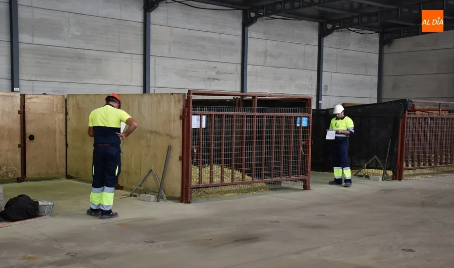 Foto 6 - Los boxes de la nave de ferias acogen el &uacute;ltimo ejercicio de la oposici&oacute;n de Oficial de 1&ordf;