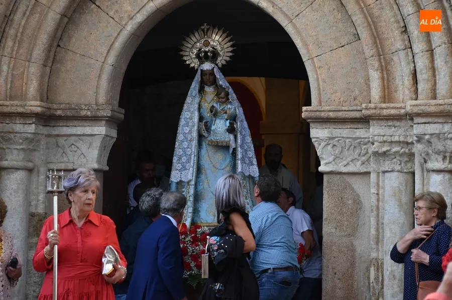 Foto 5 - La Virgen de la Pe&ntilde;a reina en Mir&oacute;briga tres a&ntilde;os despu&eacute;s esquivando la lluvia de milagro