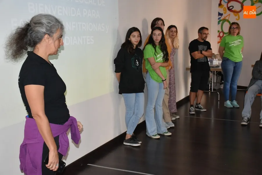 Foto 5 - AFS re&uacute;ne a las j&oacute;venes y sus familias que est&aacute;n bajo su tutela este curso