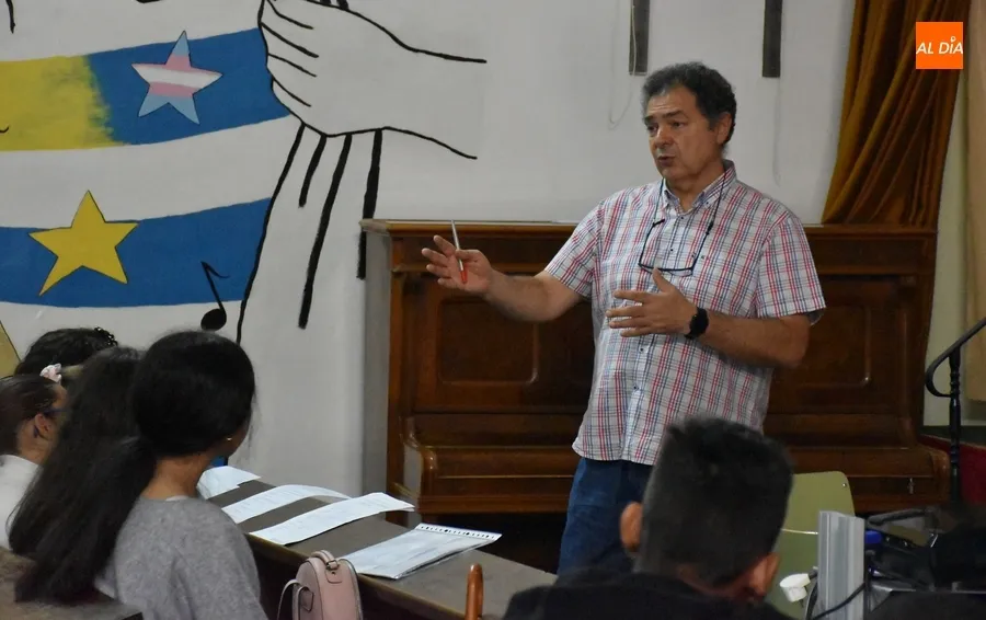 Foto 4 - El IES Fray Diego Tadeo da la bienvenida a los nuevos alumnos del centro