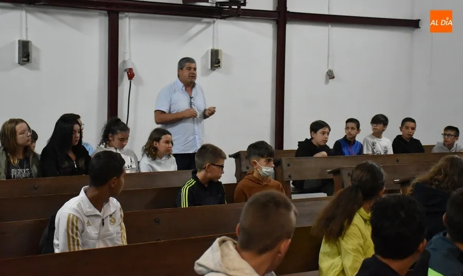 Foto 5 - El IES Fray Diego Tadeo da la bienvenida a los nuevos alumnos del centro