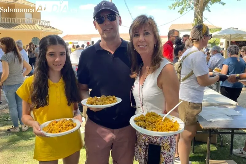Villoria celebraba este sábado una multitudinaria paellada popular en la Alameda