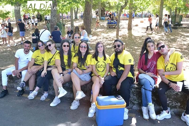 Foto 11 - Las pe&ntilde;as de B&eacute;jar protagonizan el pen&uacute;ltimo d&iacute;a de fiestas