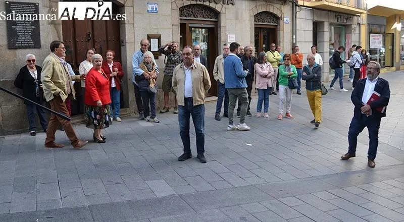 Foto 8 - El PSOE de B&eacute;jar recuerda el esp&iacute;ritu de la revoluci&oacute;n