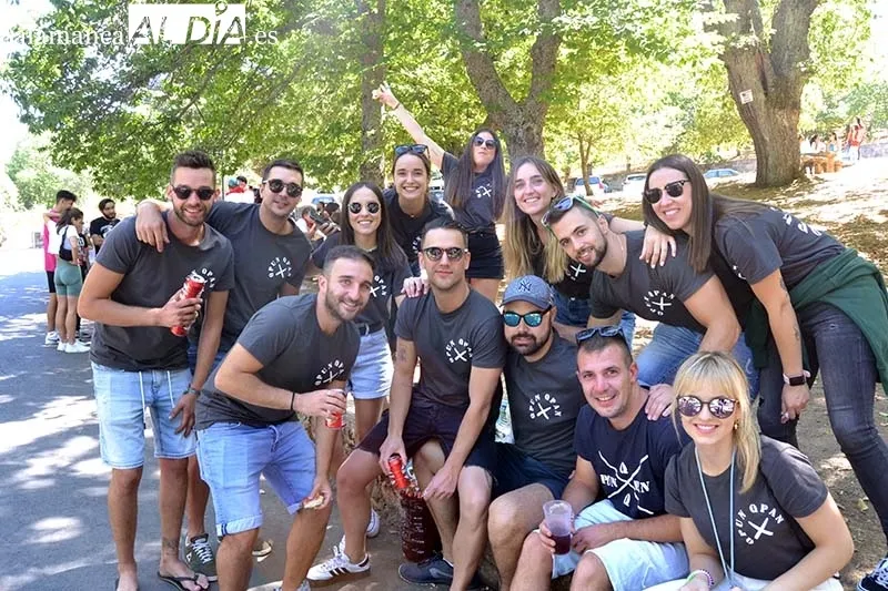 Foto 8 - Las pe&ntilde;as de B&eacute;jar protagonizan el pen&uacute;ltimo d&iacute;a de fiestas