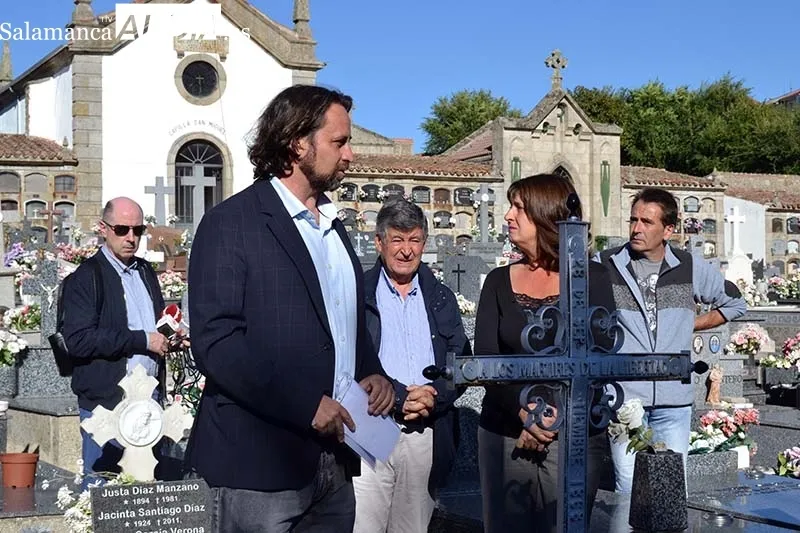 Foto 4 - B&eacute;jar recuerda a sus m&aacute;rtires