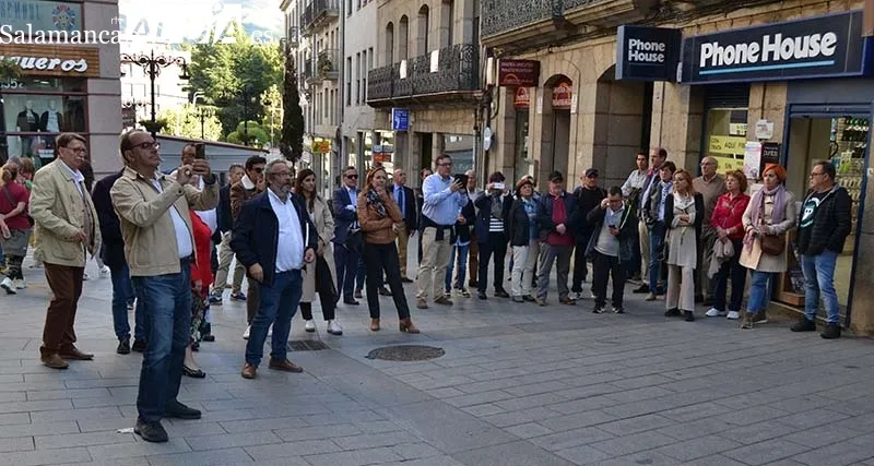 Foto 5 - El PSOE de B&eacute;jar recuerda el esp&iacute;ritu de la revoluci&oacute;n