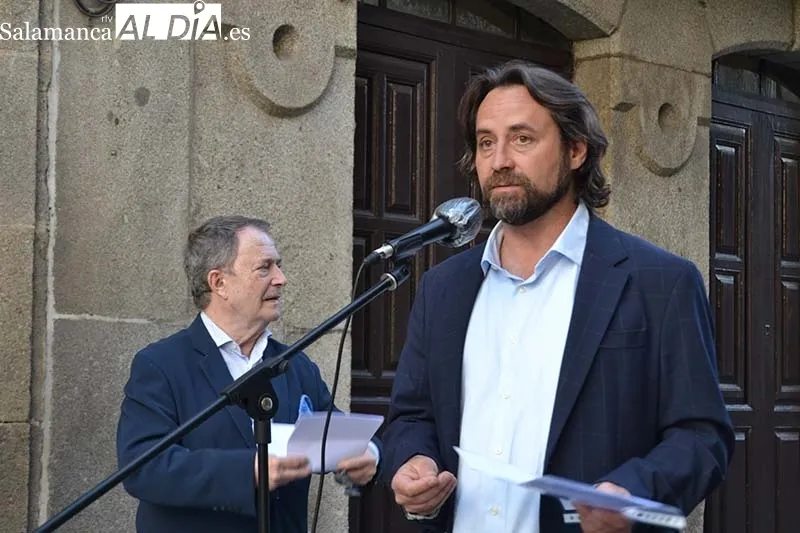 Foto 9 - El PSOE de B&eacute;jar recuerda el esp&iacute;ritu de la revoluci&oacute;n