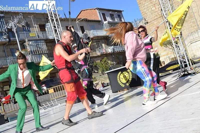 Foto 3 - B&eacute;jar se suma a salvar a &ldquo;los temazos&rdquo;