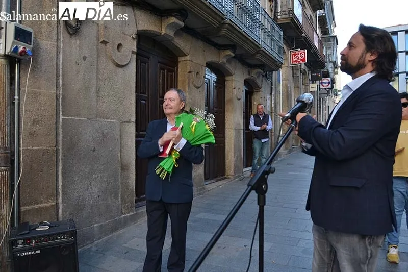 Foto 6 - El PSOE de B&eacute;jar recuerda el esp&iacute;ritu de la revoluci&oacute;n