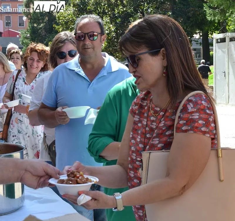 Foto 4 - Un populoso calderillo bejarano como final de fiestas