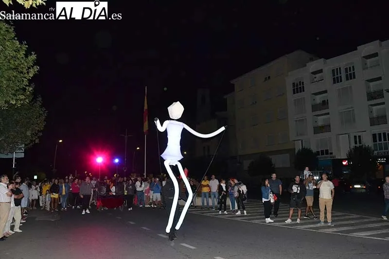 Foto 9 - Luz, sonido y m&uacute;sica en el primer evento itinerante del FAB Bejar 2022
