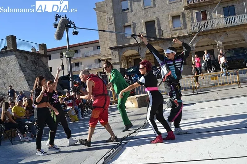 Foto 11 - B&eacute;jar se suma a salvar a &ldquo;los temazos&rdquo;