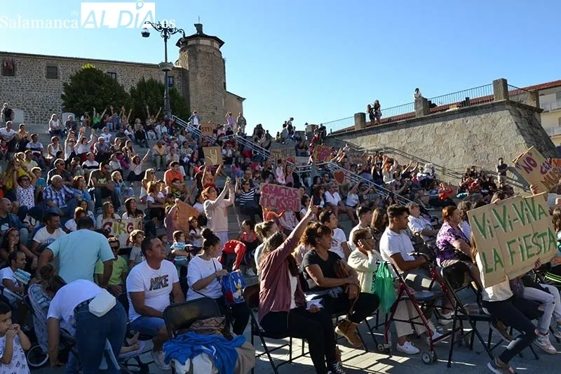 Foto 10 - B&eacute;jar se suma a salvar a &ldquo;los temazos&rdquo;