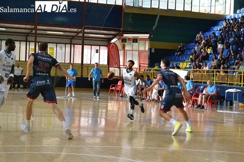 Foto 17 - Baloncesto de altos vuelos en B&eacute;jar
