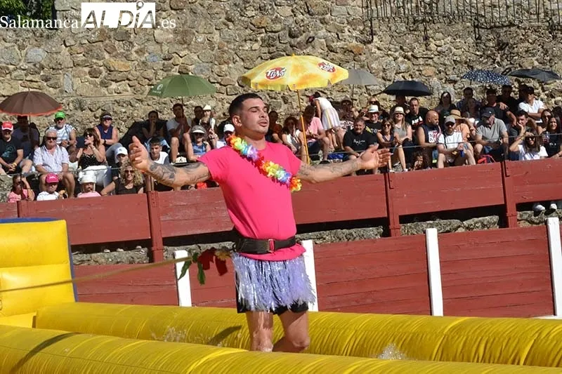 Foto 7 - Ambientazo en el Humor Amarillo de B&eacute;jar