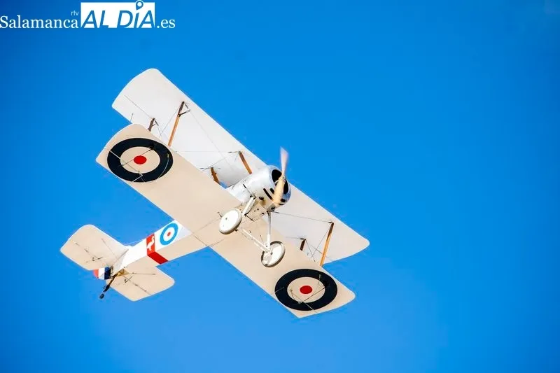 Jornada de aeromodelismo en la  Base Aérea de Matacán. Fotos: Manuel Lamas