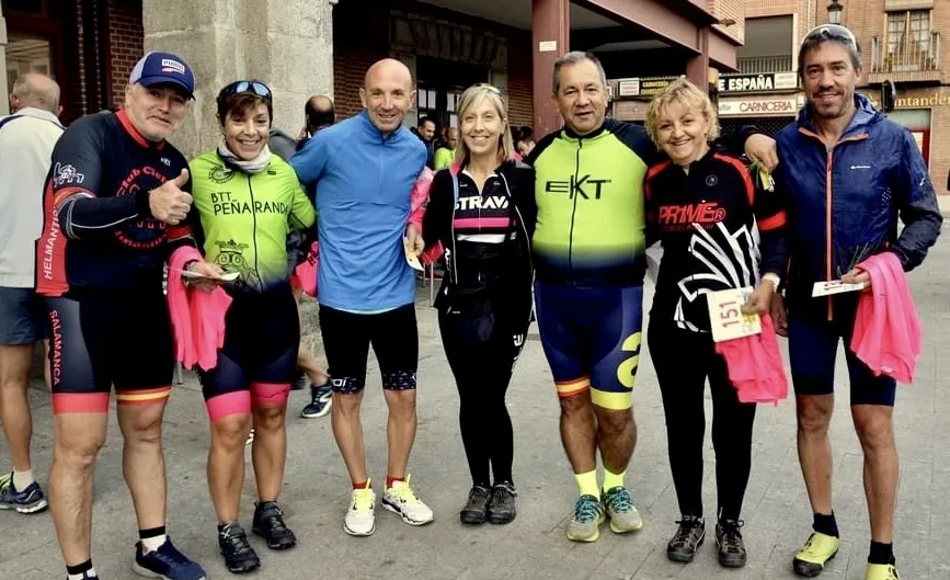 Foto 3 - M&aacute;s de 200 ciclistas forjan el &eacute;xito de la VIII Quedada BTT Ciudad de Pe&ntilde;aranda y su permanencia como tradici&oacute;n cada septiembre