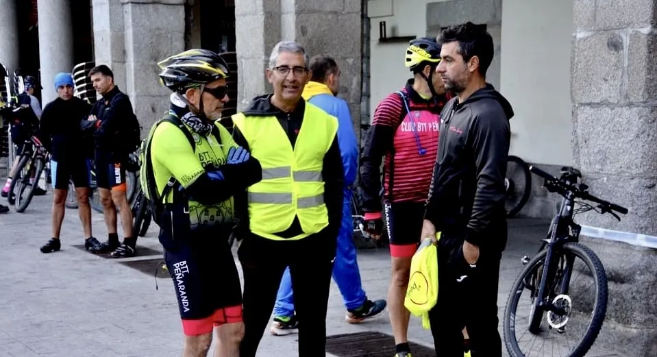 Foto 6 - M&aacute;s de 200 ciclistas forjan el &eacute;xito de la VIII Quedada BTT Ciudad de Pe&ntilde;aranda y su permanencia como tradici&oacute;n cada septiembre