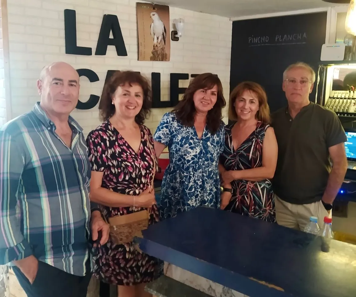 El bar La Calleja de Macotera cerraba sus puertas con una gran fiesta de despedida