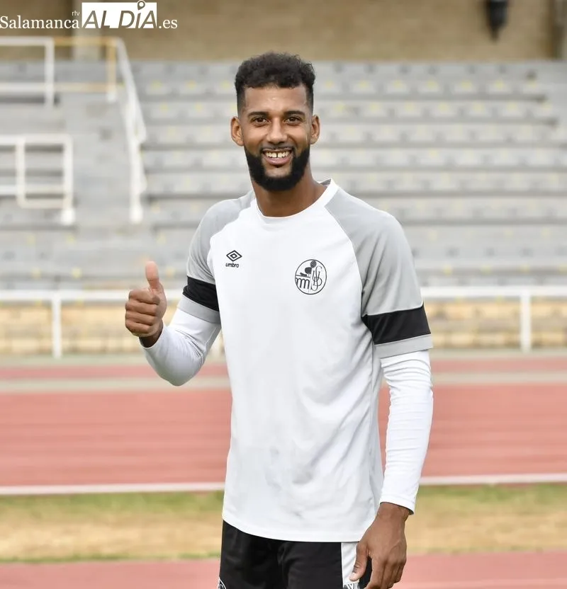De Castro en el entrenamiento del Salamanca UDS de este lunes, en las Pistas