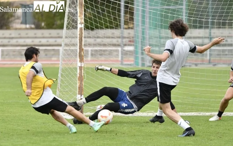Entrenamiento del Salamanca UDS, este lunes, en las Pistas, tras el triunfo en Palencia del domingo