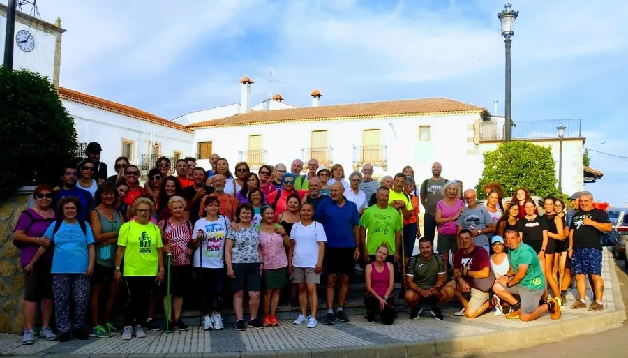 Foto 5 - M&aacute;s de cien personas participaron en la 3&ordf; Marcha &lsquo;Uniendo Pueblos por Caminos Antiguos&rsquo;