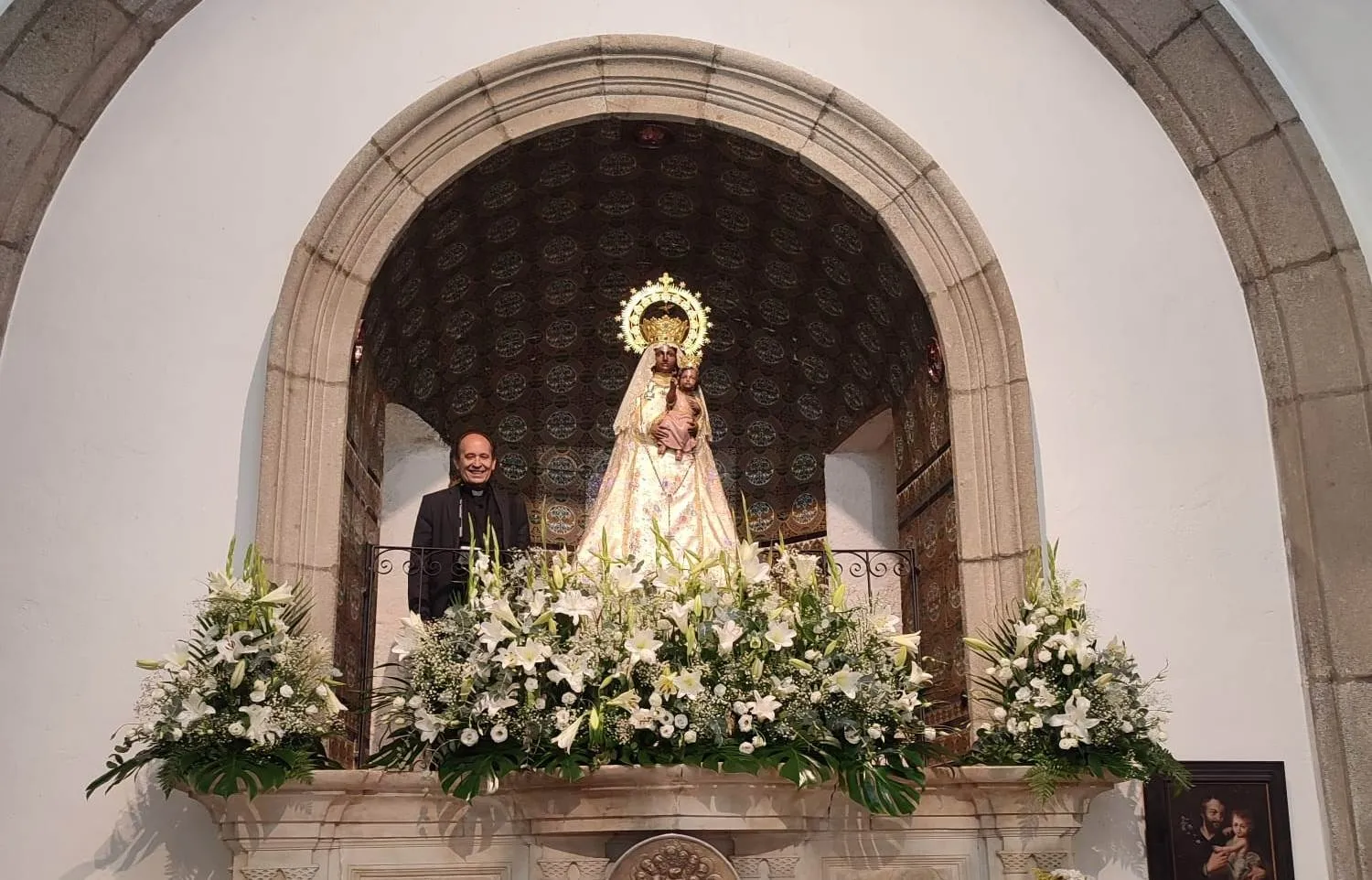 Foto 4 - La Parroquia de San Andr&eacute;s peregrina al Santuario de la Pe&ntilde;a de Francia