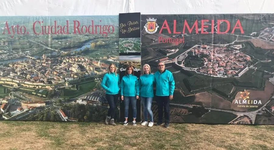 Foto 2 - Ciudad Rodrigo reparte 1.000 raciones de huevos fritos con farinato en Naturcyl
