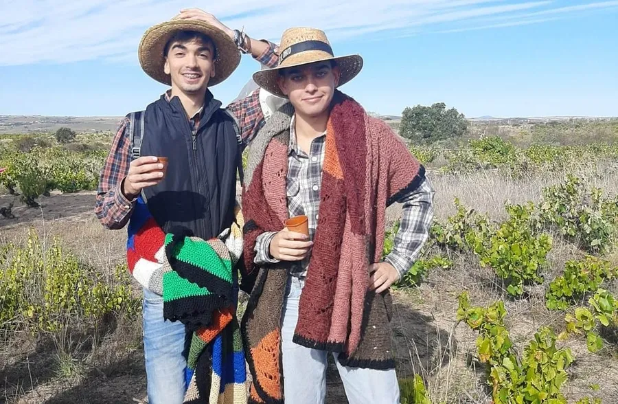 Foto 2 - Saelices estrena con &eacute;xito su Fiesta de la Vendimia