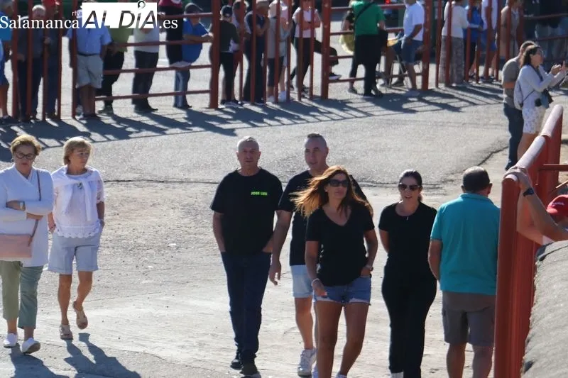 Encierro de Valrubio en Pereña de la Ribera / CORRAL 