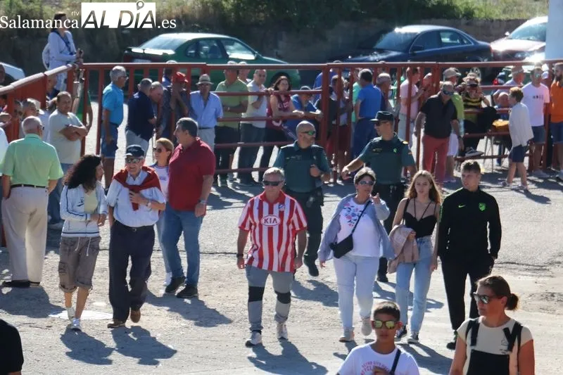 Encierro de Valrubio en Pereña de la Ribera / CORRAL 