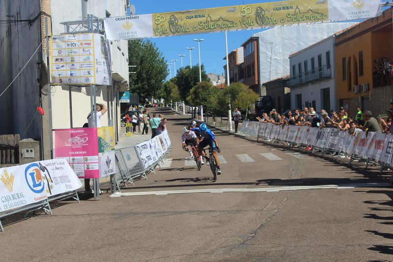 Primera etapa de la 50ª Vuelta a Salamanca entre Sardón de los Frailes y Aldeadávila de la Ribera / FOTOS: FABIO LÓPEZ 