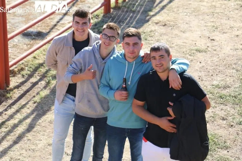 Segundo encierro de las fiestas de Pereña con novillos de Valdeflores / CORRAL