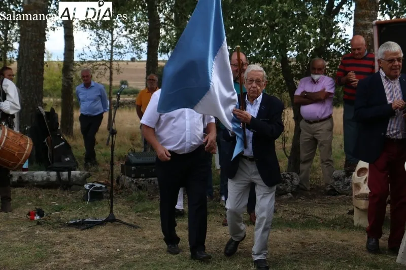 Homenaje a la Virgen de los Reyes en Villaseco de los Reyes / CORRAL 