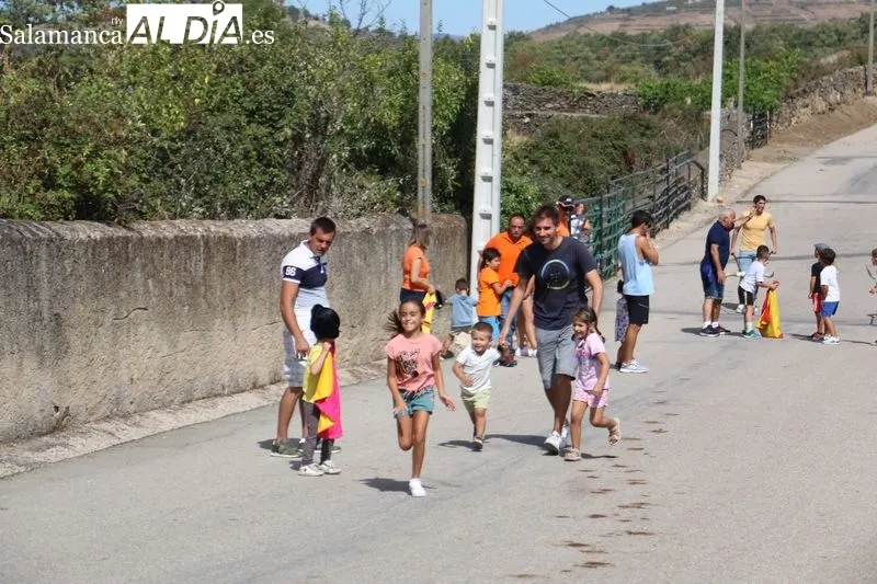 Encierro a caballo en las fiestas de Barruecopardo