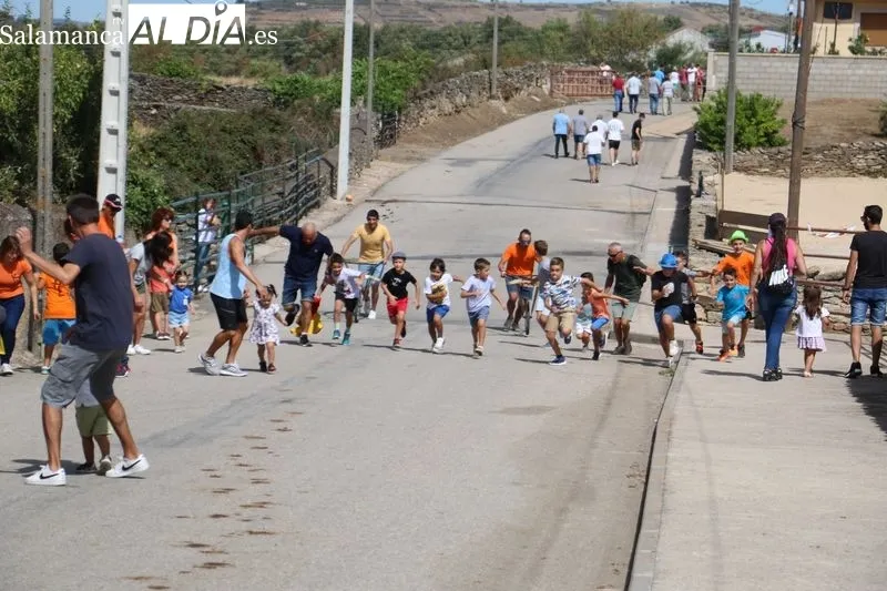 Encierro a caballo en las fiestas de Barruecopardo